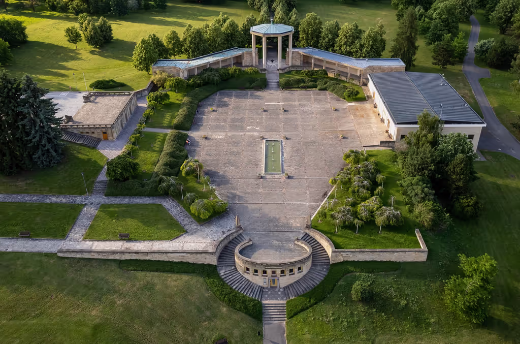Prague Private Tour - Memorial and museum.