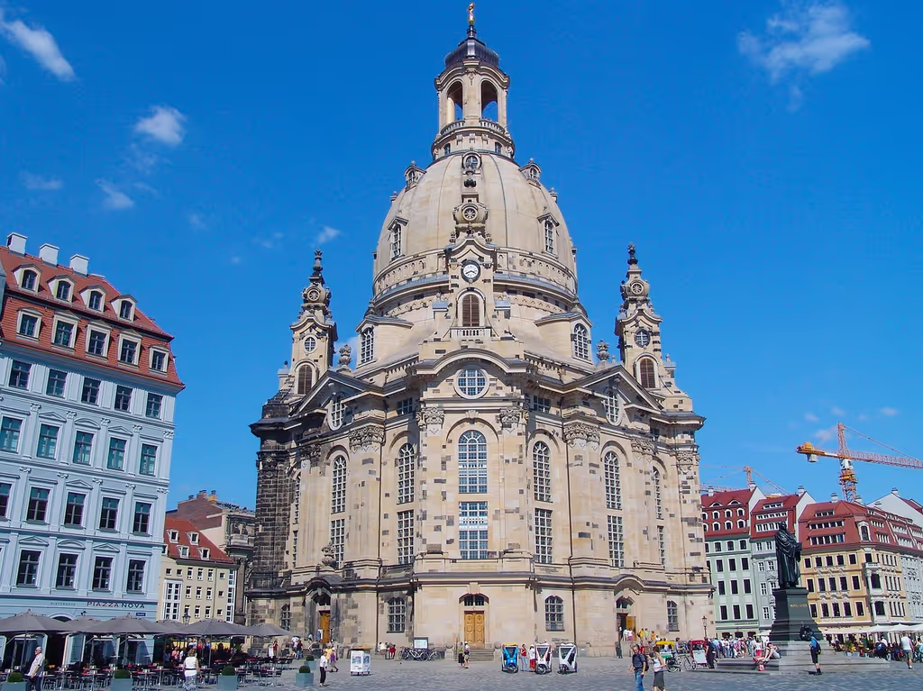 Karlovy Vary Private Tour - Semper Opera House is one of Europe’s finest.