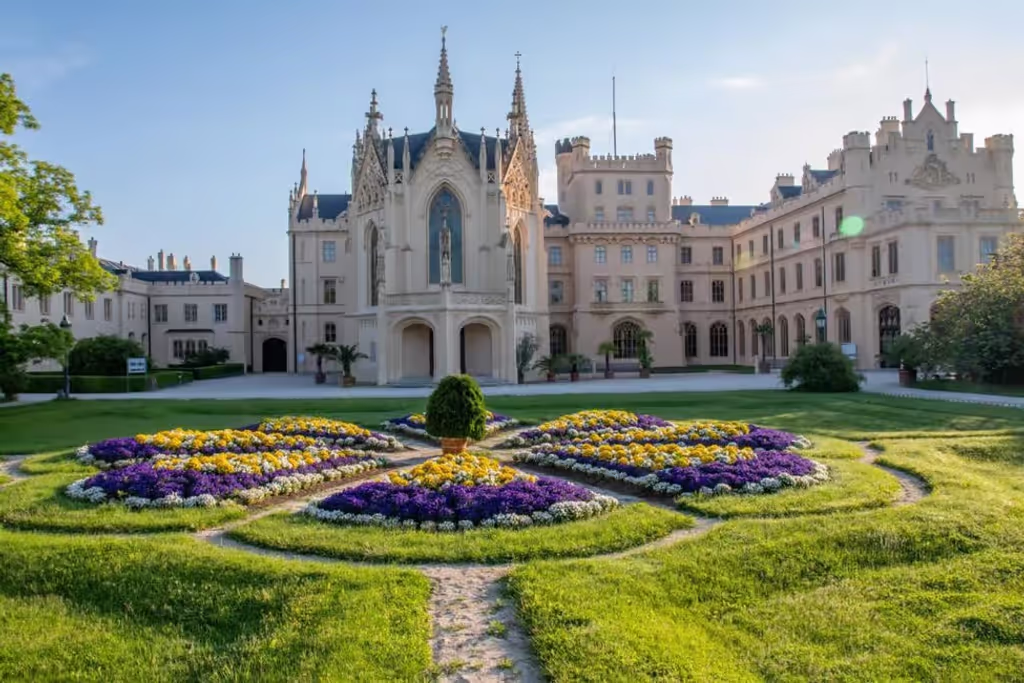 Prague Private Tour - Elegant chateau with richly decorated interiors.