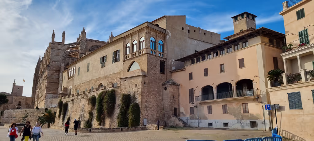 Mallorca (Majorca) Private Tour - bishp's palace