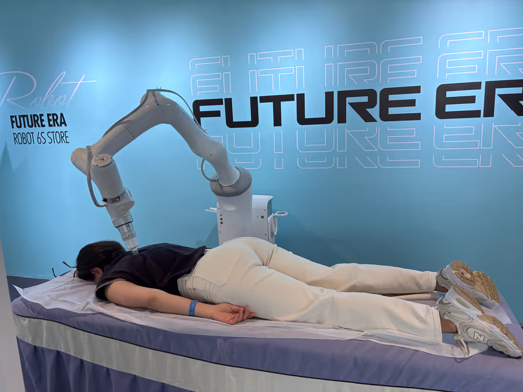 Shenzhen Private Tour - Robot massage