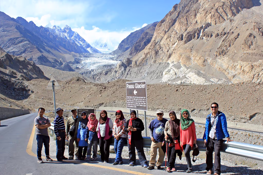 Islamabad Private Tour - Passu Glacier viewpoint