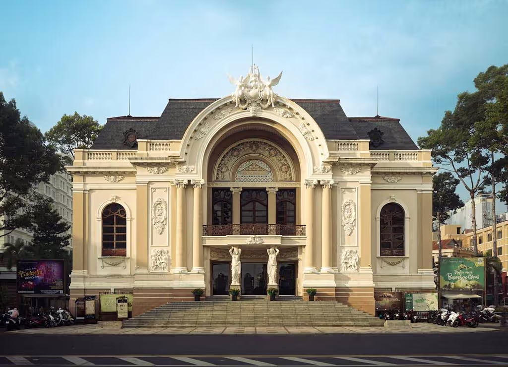 Ho Chi Minh Private Tour - the Opera House