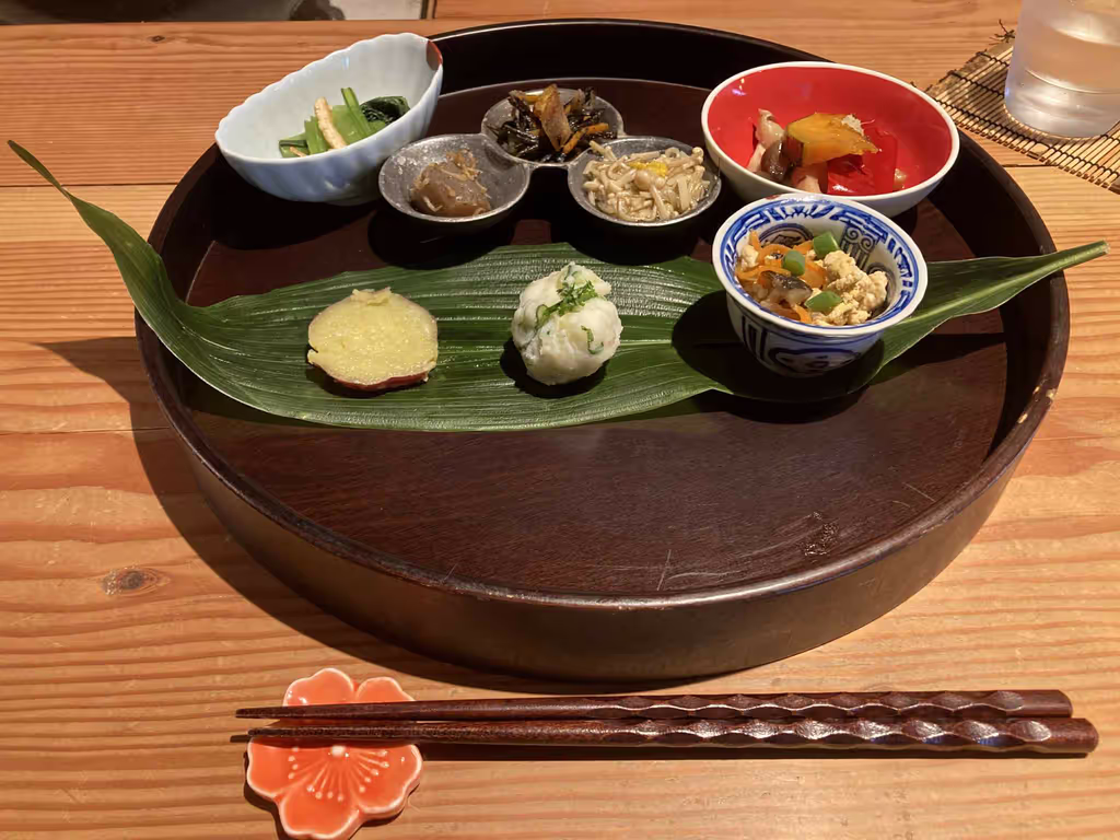 Kanagawa Private Tour - A healthy Japanese lunch.