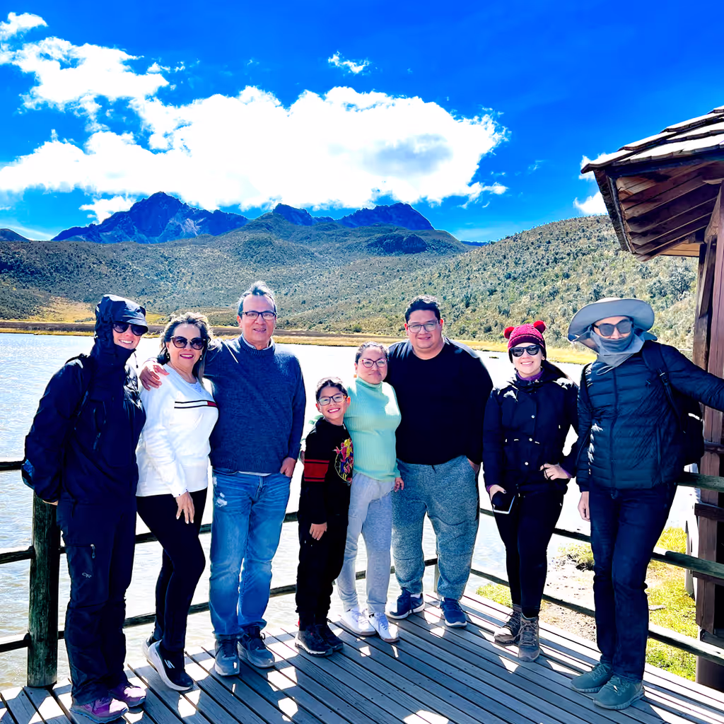 Quito Private Tour - Travelers in Limpiopungo Lagoon