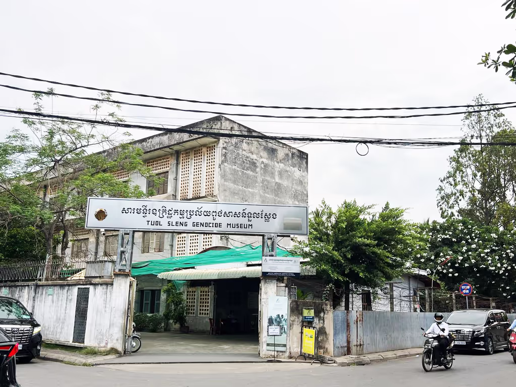 Siem Reap Private Tour - Tuol Sleng Genocide Museum (S-21 Prison)