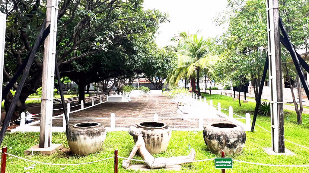 Siem Reap Private Tour - victims were tortured during Khmer Rouge regime