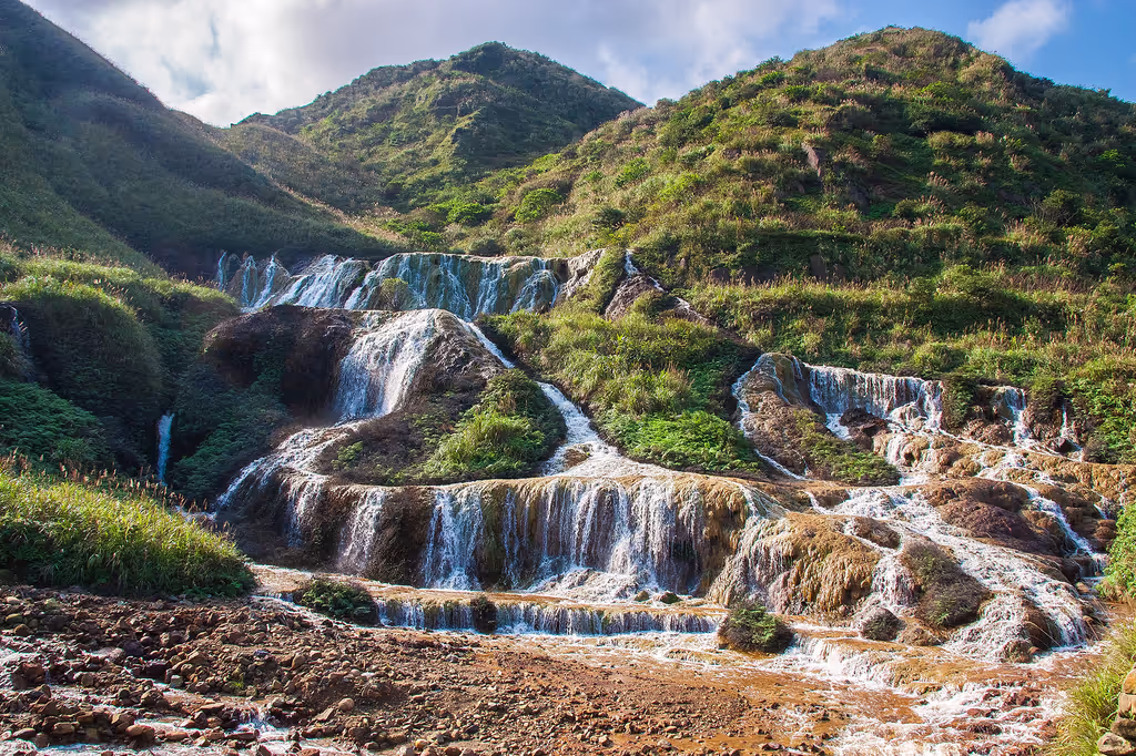 Taipei Private Tour - Golden Waterfall
