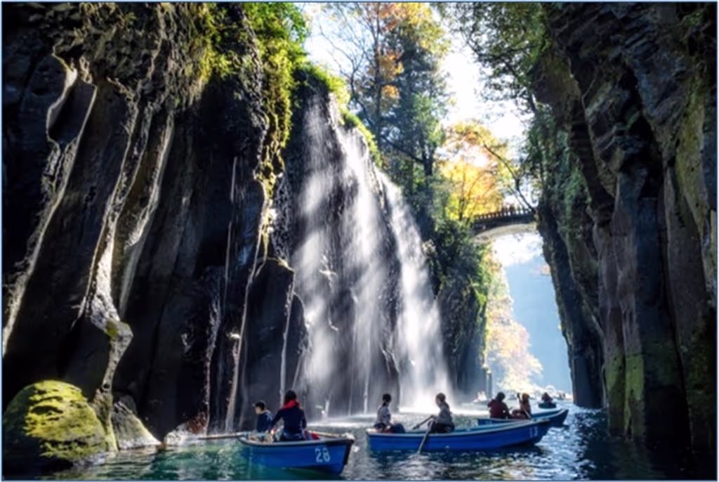 Fukuoka Private Tour - Boat ride1