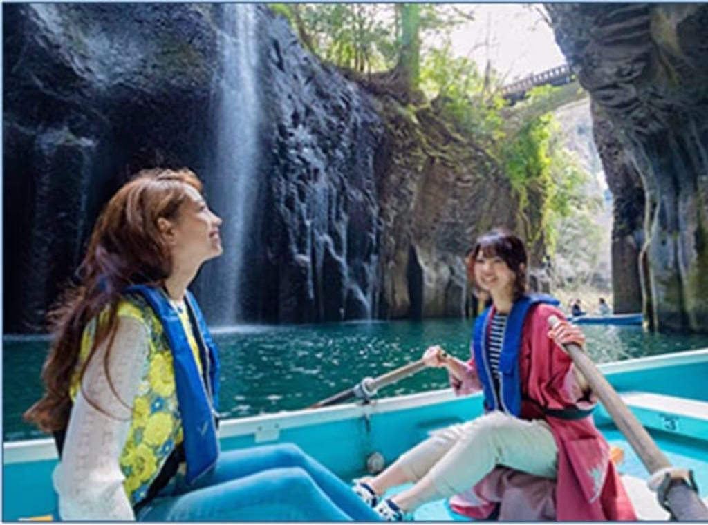 Fukuoka Private Tour - Boat ride2