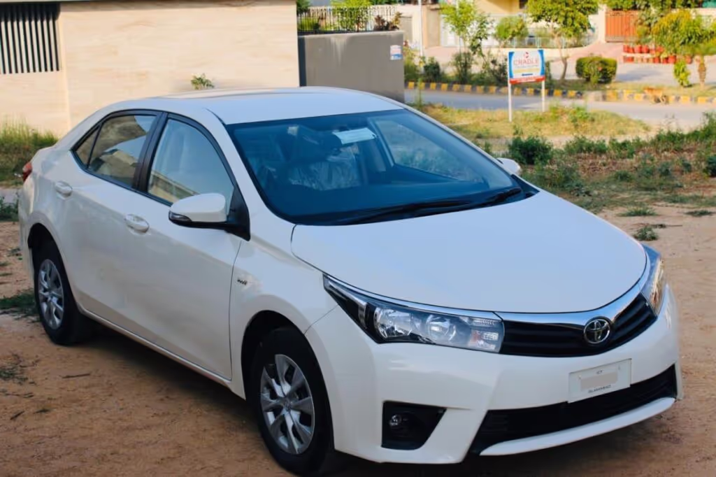 Islamabad Private Tour - 1–2 Pax: Toyota Corolla (with guide)