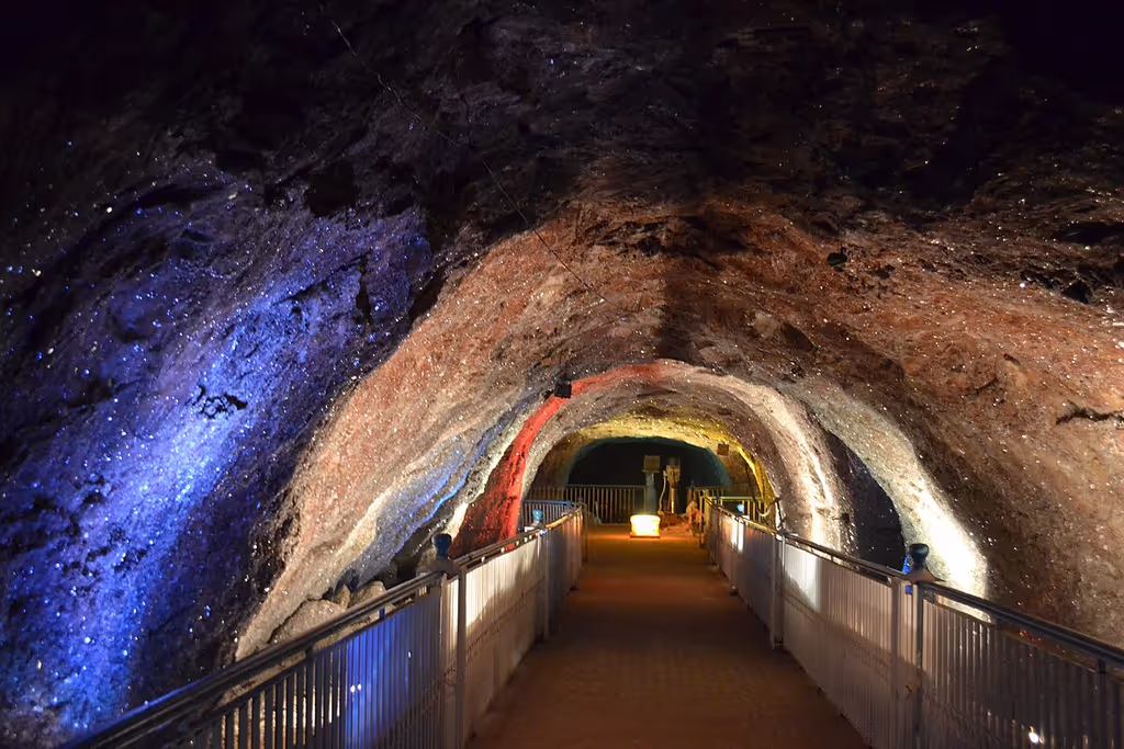 Islamabad Private Tour - Khewra Salt Mine