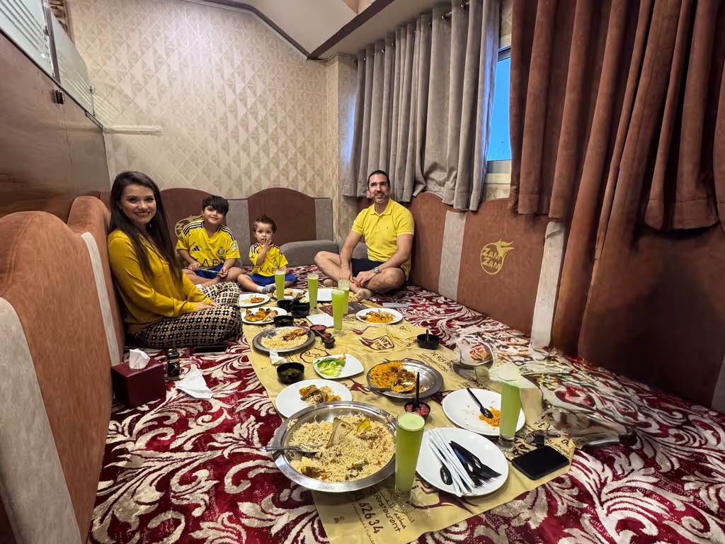 Dubai Private Tour - Local Food