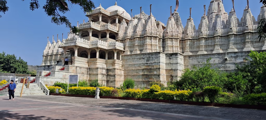 Udaipur Private Tour - Jain Temple Ranakpur
