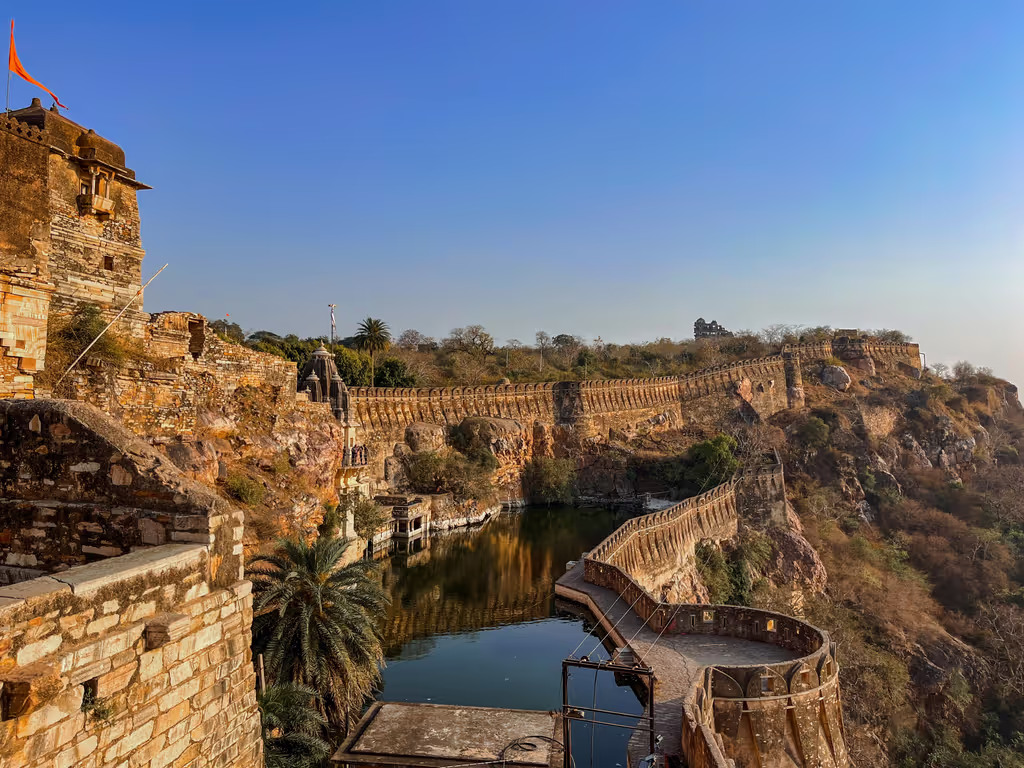 Udaipur Private Tour - Explore the majestic Chittorgarh Fort with a local