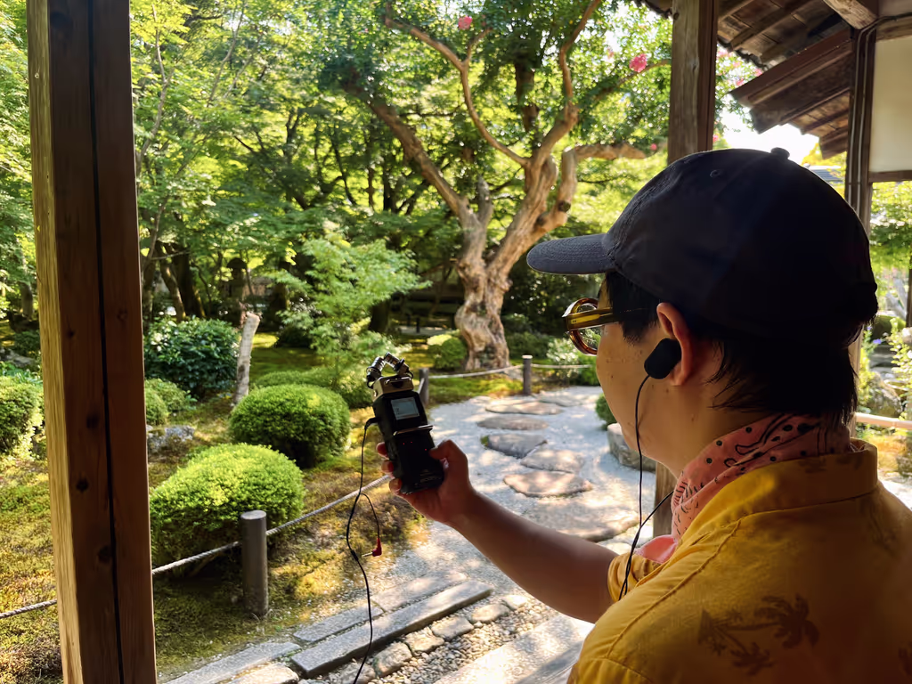 Kyoto Private Tour - A guest recording sound at Enkōji Temple