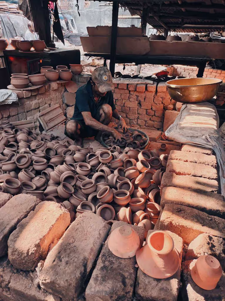 Mumbai Private Tour - Pot making process