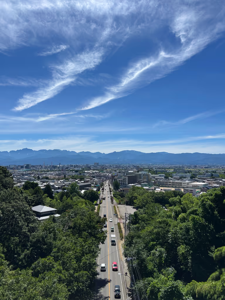 Toyama Private Tour - the scenery from the footpath