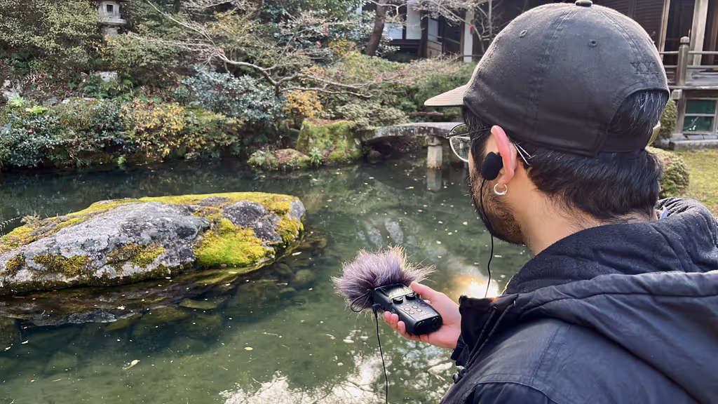 Kyoto Private Tour - A guest recording the pond at Shoren-in