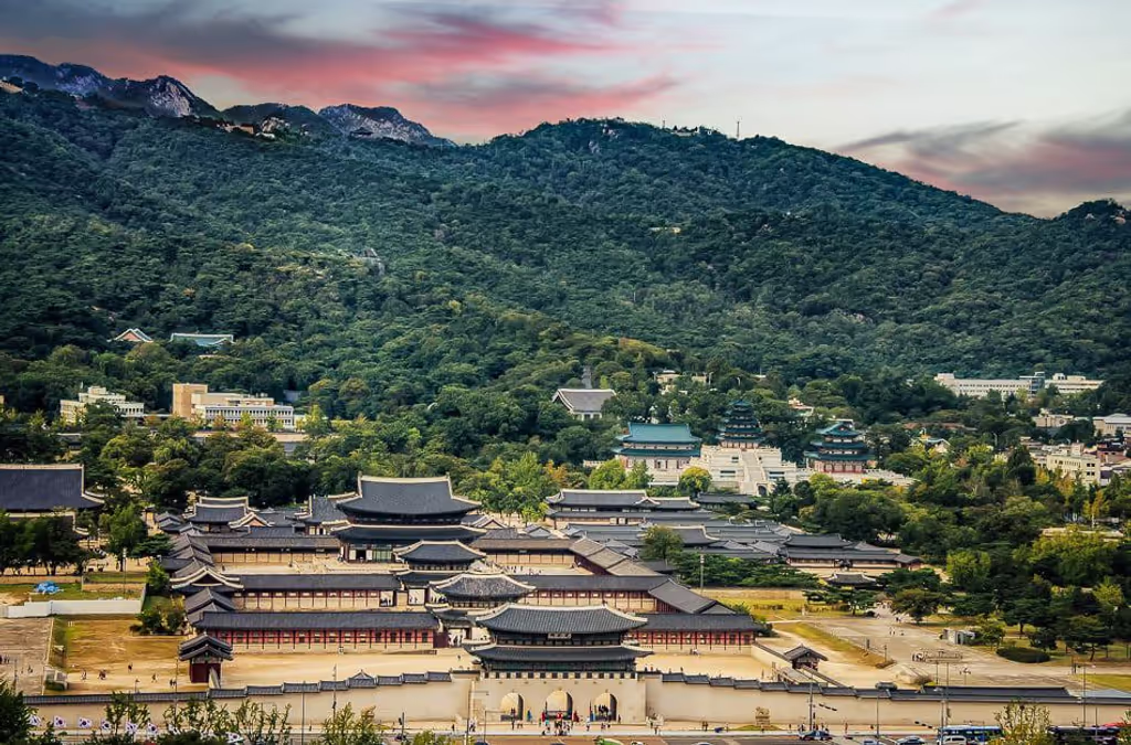 Seoul Private Tour - Gyeongbok-gung Palace from above