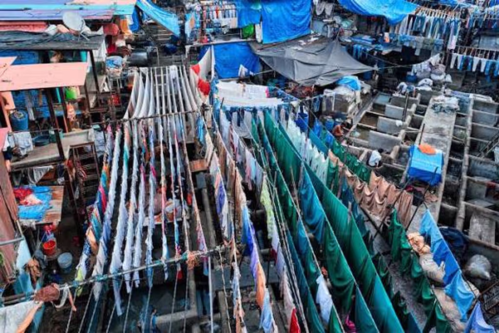 Mumbai Private Tour - India's first open air laundry