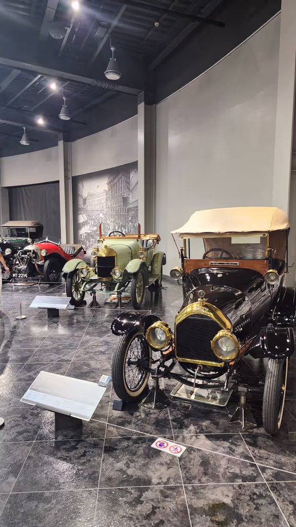 Nagoya Private Tour - Toyota Automobile Museum