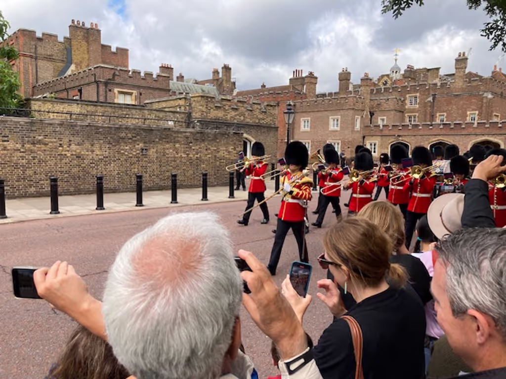 London Private Tour - Changing of the Guard