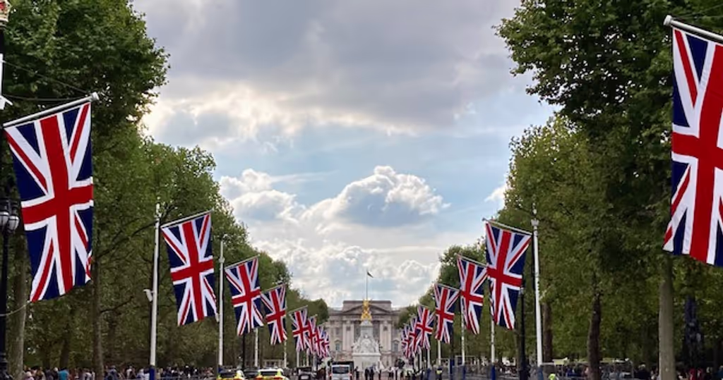 London Private Tour - The Royal Mall