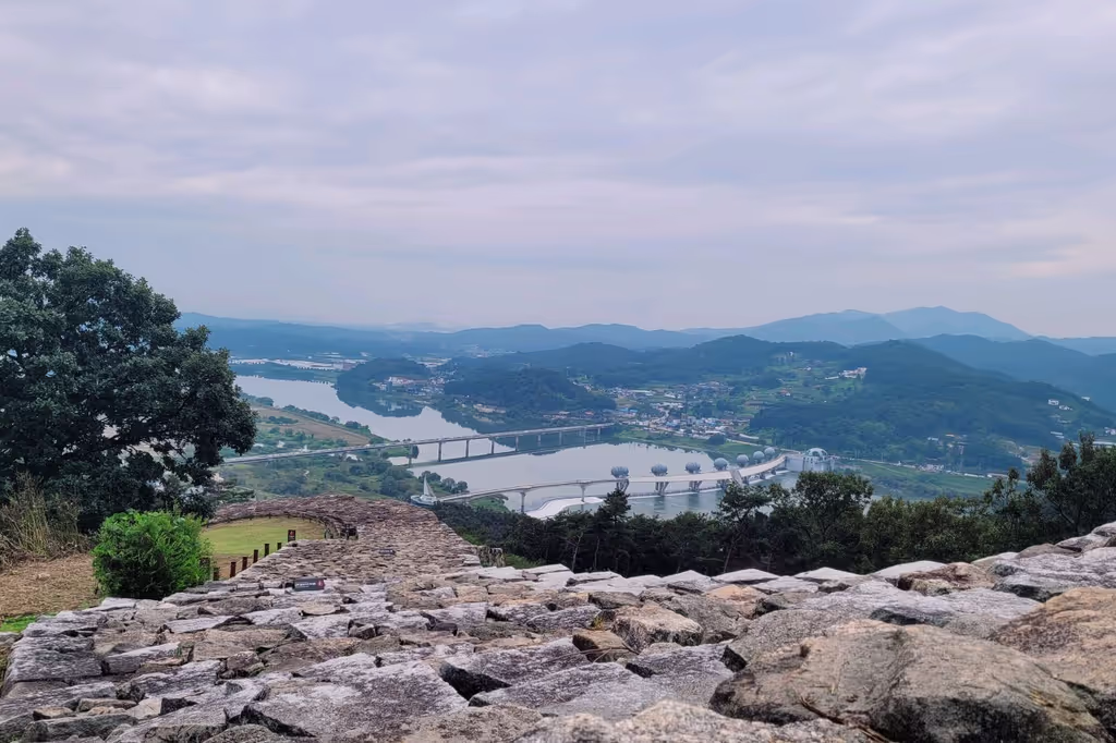 Gyeonggi Private Tour - Ipobo dam