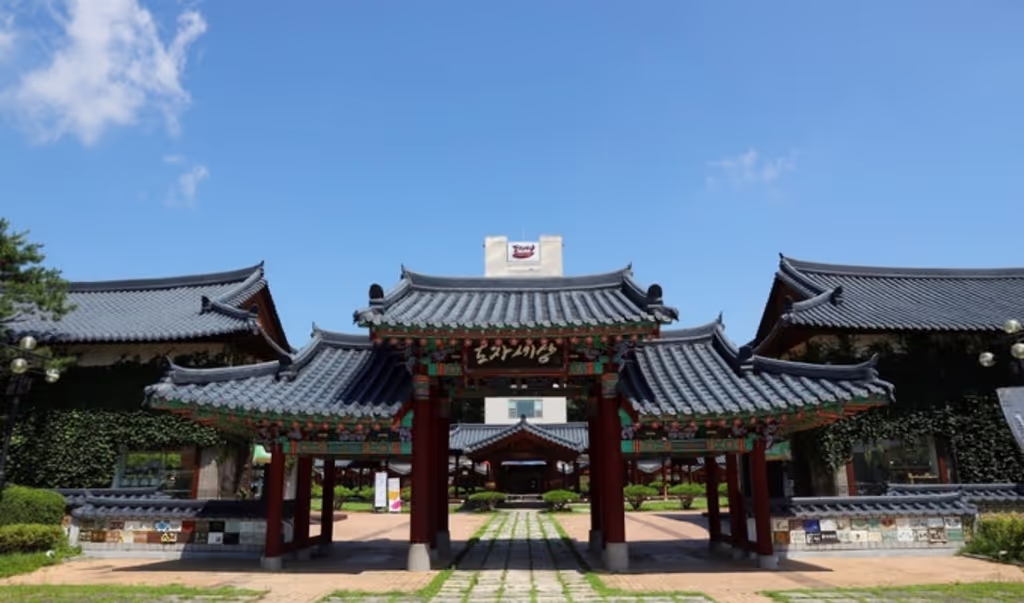 Gyeonggi Private Tour - Ceramic Museum