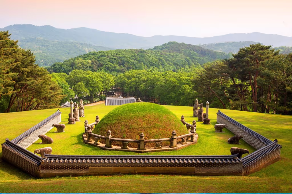 Gyeonggi Private Tour - Royal Tomb