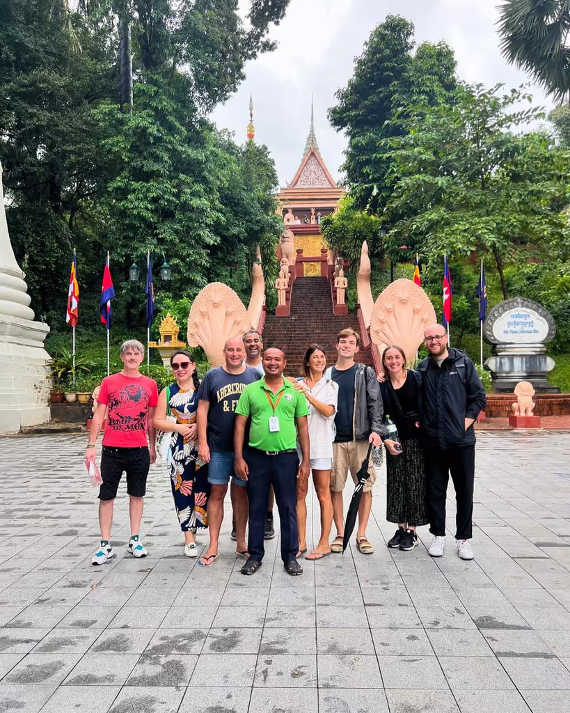 Phnom Penh Private Tour - Wonderful day exploring Wat Phnom