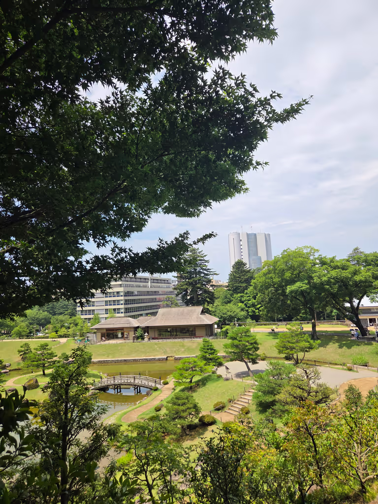 Kanazawa Private Tour - Gyokusen garden