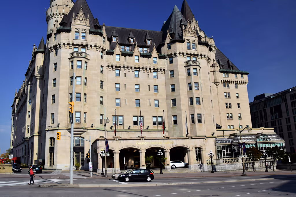 Ottawa Private Tour - Fairmont Chateau Laurier