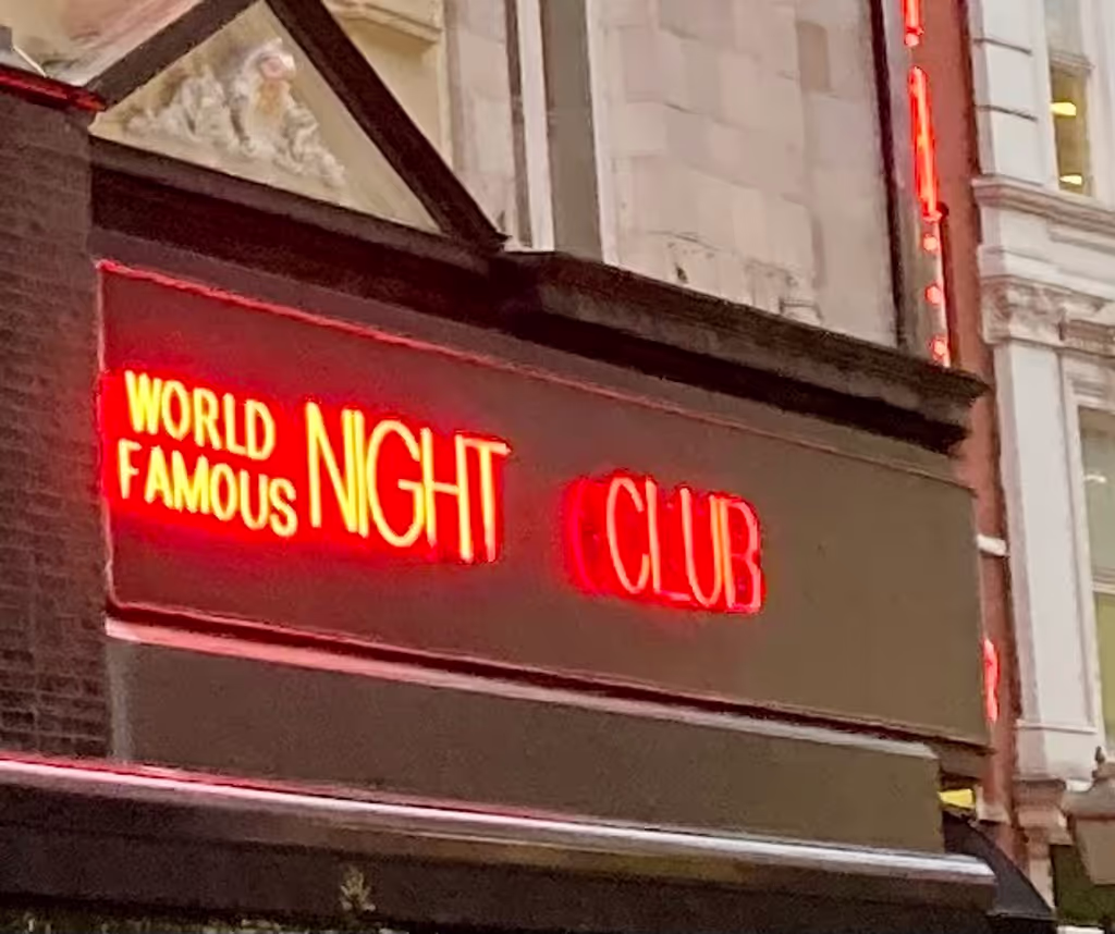 London Private Tour - Night life of Soho
