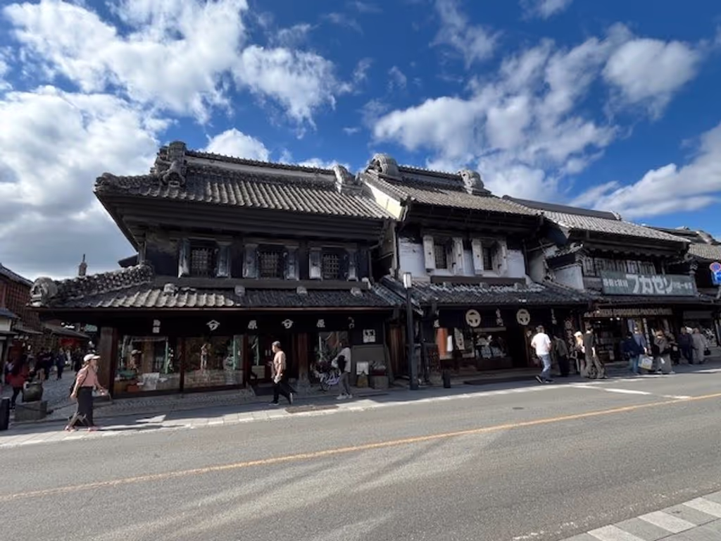 Saitama Private Tour - Storehouse-style streets