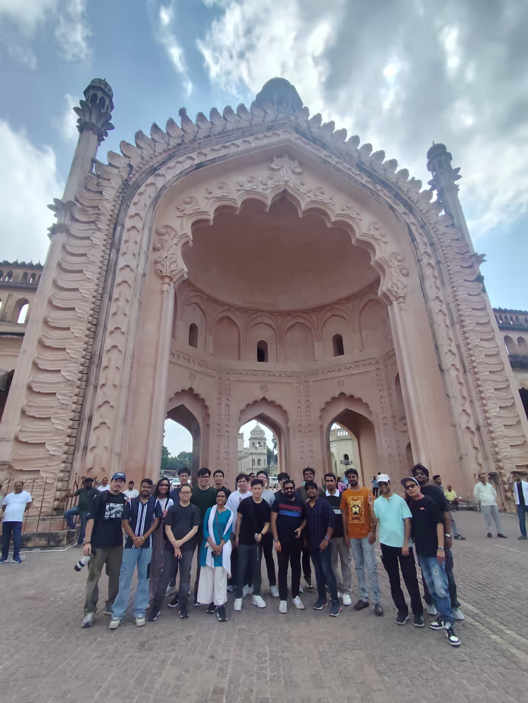 Lucknow Private Tour - Rumi gate