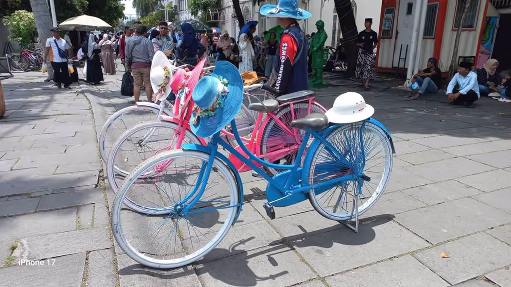 Jakarta Private Tour - Jakarta Old Town - Bike for Rent