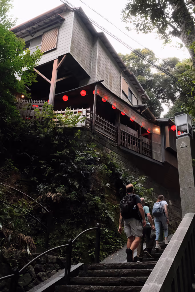 Kamakura Private Tour - Enoshima has a lot of cafes and restaurants
