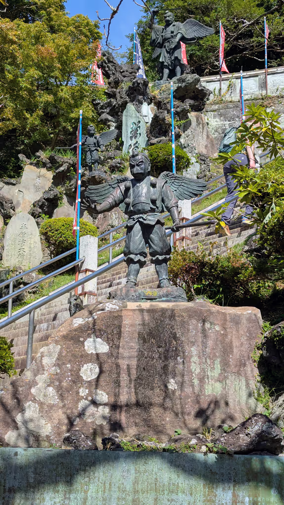 Kamakura Private Tour - Karasu tengu, Japanese folk creatures