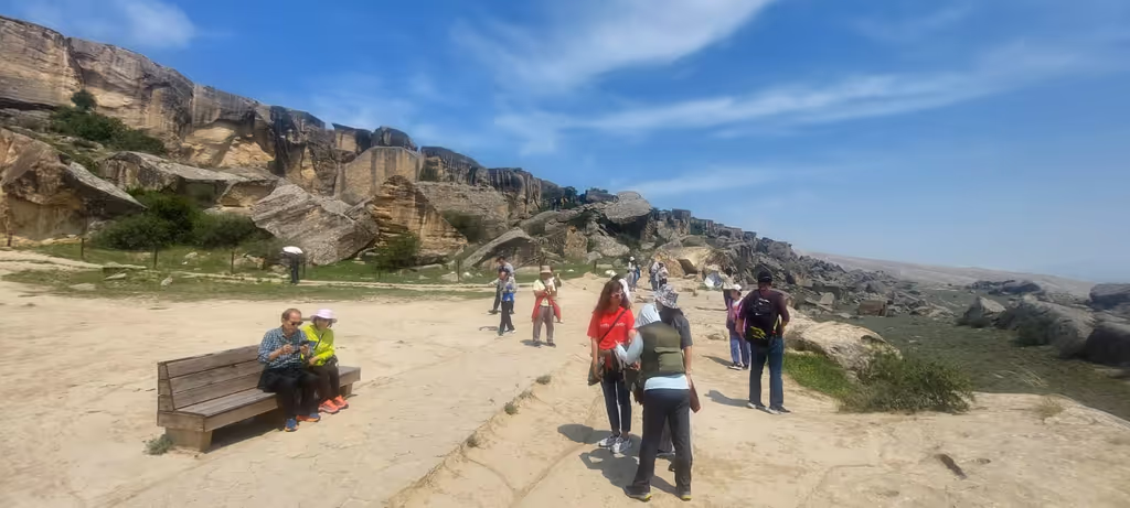 Baku Private Tour - Gobustan