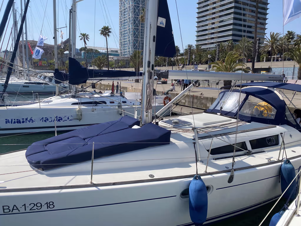 Barcelona Private Tour - sailing boat
