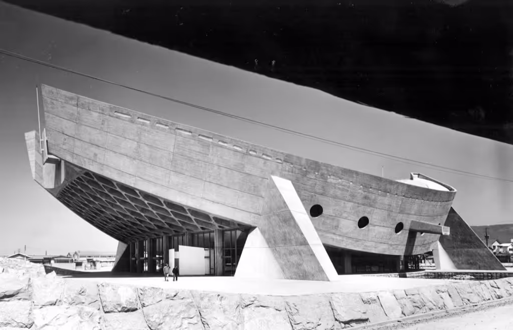 Kagawa Private Tour - Ship-Shaped Gymnasium