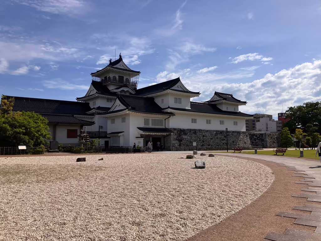 Toyama Private Tour - Toyama Castle Museum