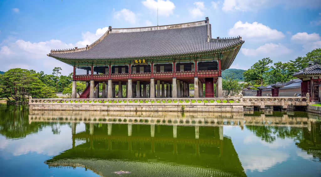 Seoul Private Tour - Kyunghoeru pavilion