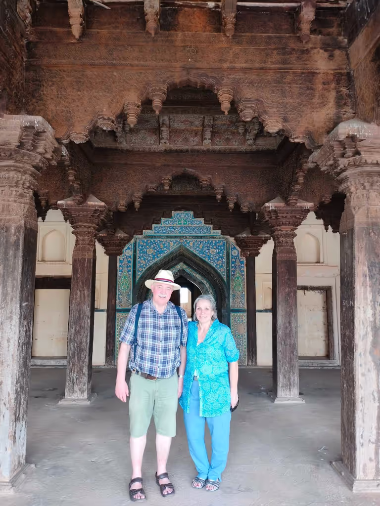 Hyderabad Private Tour - Rangeen Mahal ( fort)