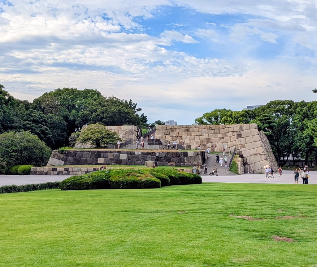 Tokyo Private Tour - Ruins of Edo castle tower at Tokyo palace Eastern