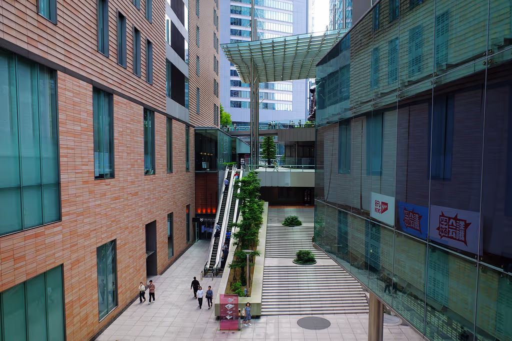 Tokyo Private Tour - Shinbashi area architecture