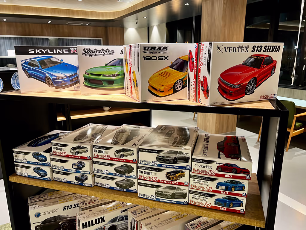 Tokyo Private Tour - Daikoku PA gift shop