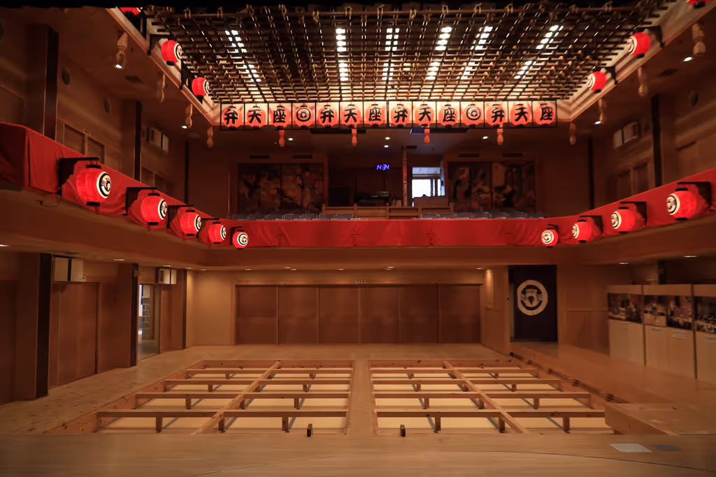 Kochi Private Tour - Benten Theater